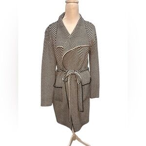 Kayla’s Armoire Black and White Herringbone Cardigan M/L